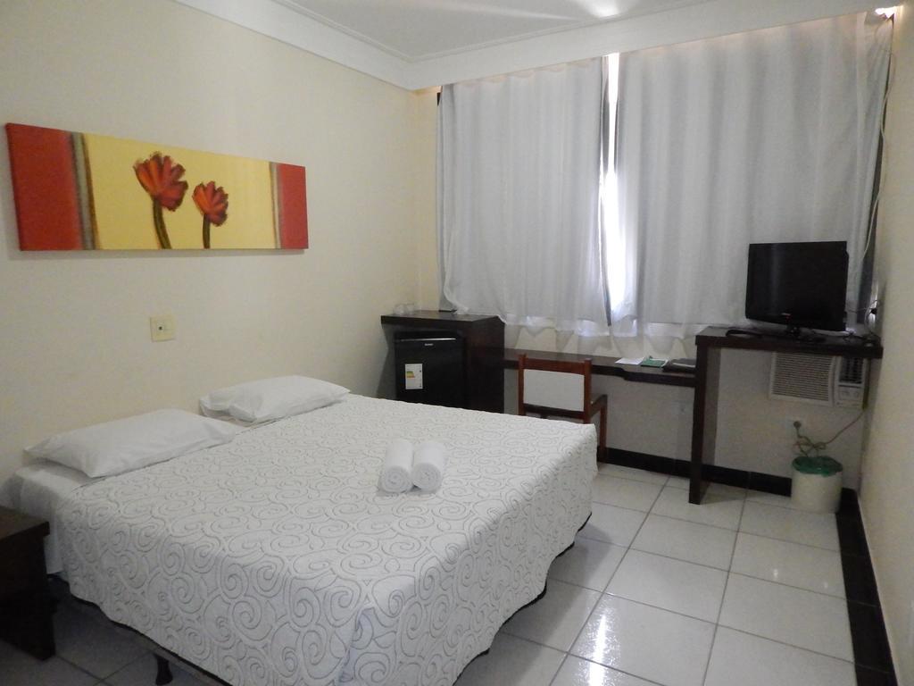 Hotel Monte Rey Montes Claros Ngoại thất bức ảnh