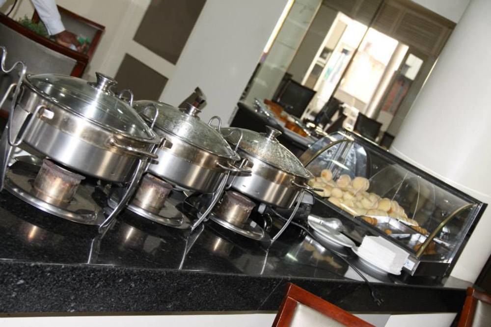 Hotel Monte Rey Montes Claros Ngoại thất bức ảnh