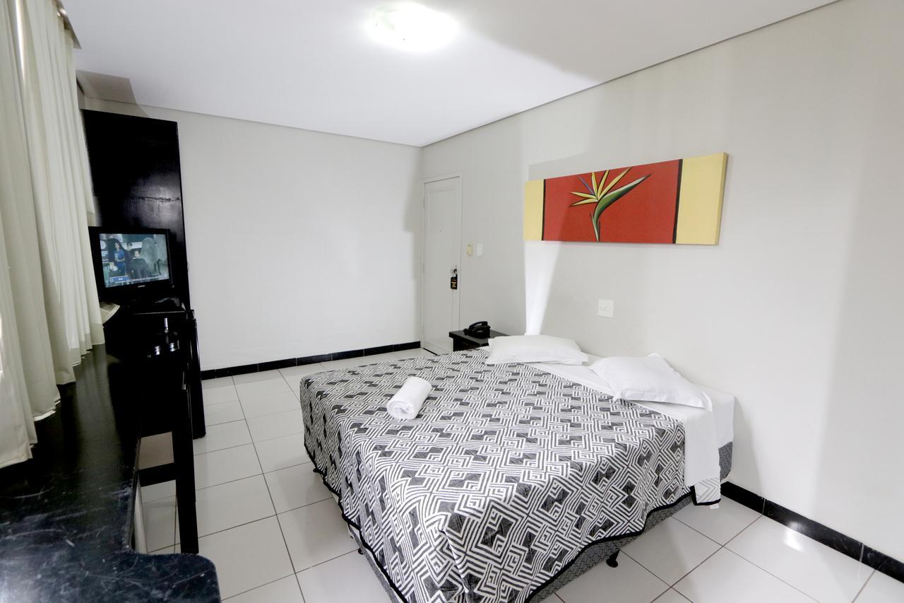 Hotel Monte Rey Montes Claros Ngoại thất bức ảnh